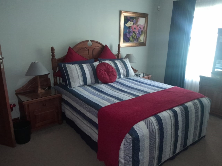 3 Bedroom Property for Sale in Protea Park North West